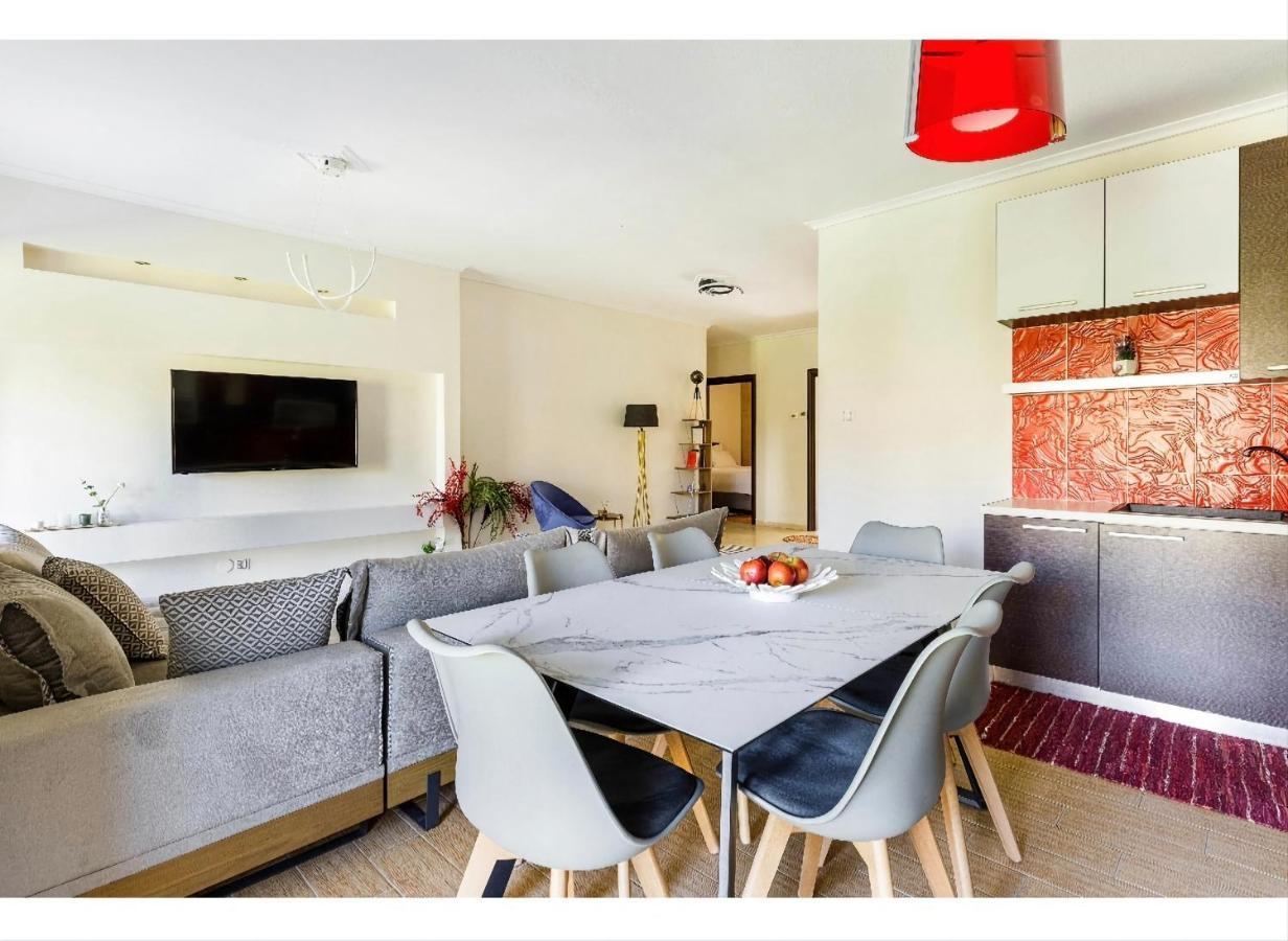 Double A Luxury Apartment Tesalonika Bagian luar foto