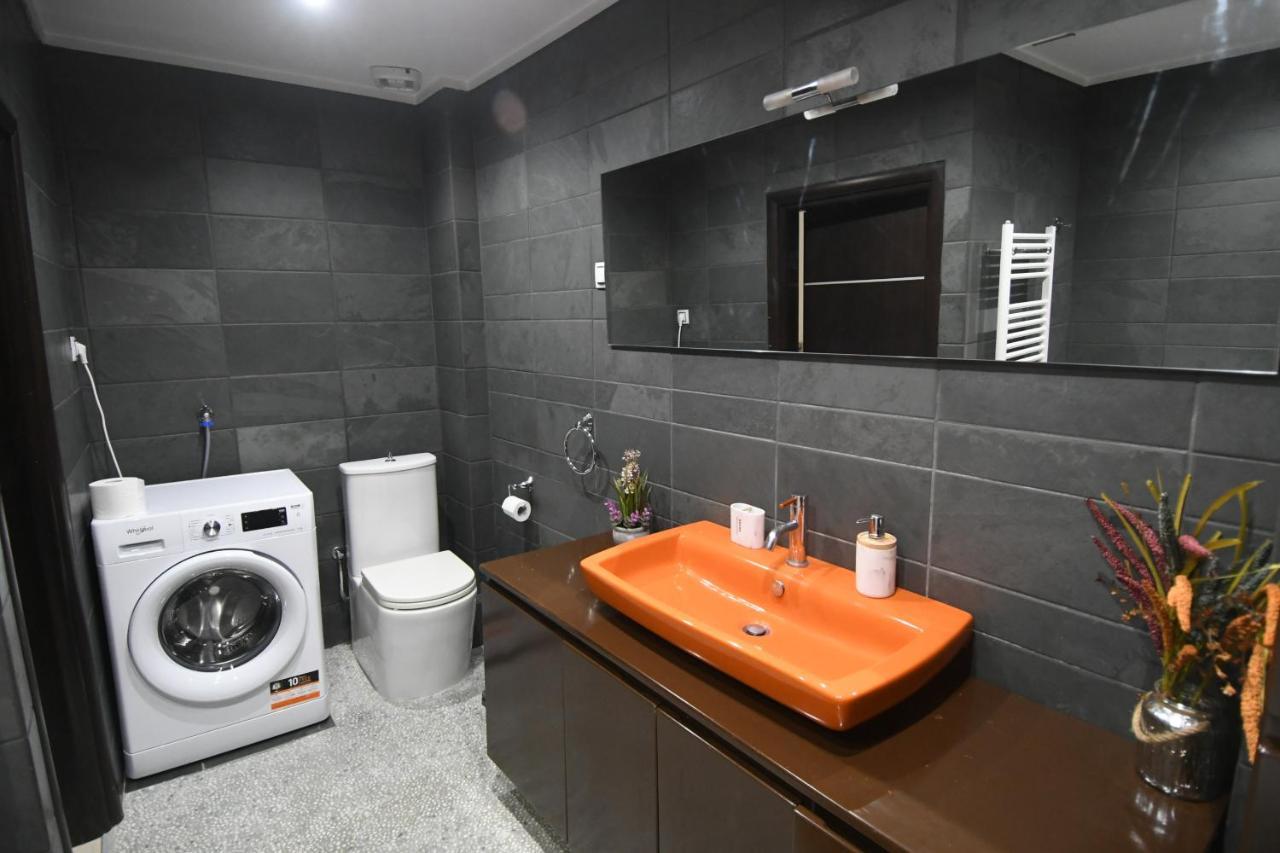Double A Luxury Apartment Tesalonika Bagian luar foto
