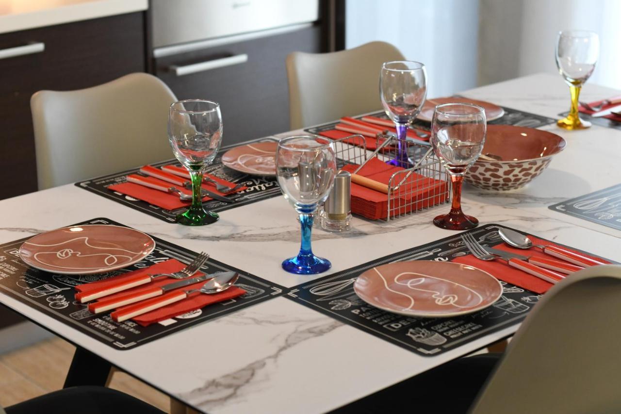 Double A Luxury Apartment Tesalonika Bagian luar foto